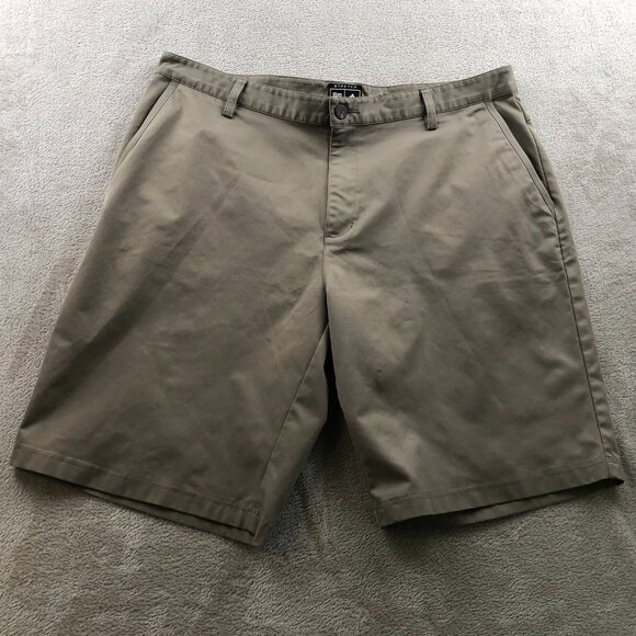 Adidas Mens Golf Shorts Size 38 ClimaCool Stretch Khaki Chino Athleisure Outdoor - Picture 13 of 14